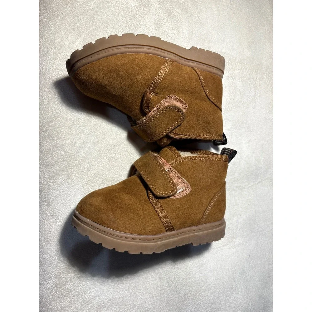 Cat & Jack Toddler Tan Faux Suede Shearling Lined Boots Size 5 Hook Loop Closure